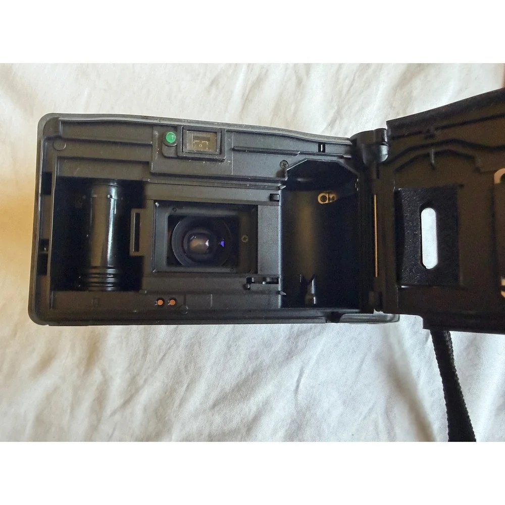 Minolta Freedom Family Zoom 35mm Film Camera 35-60mm untested as-is corrosion